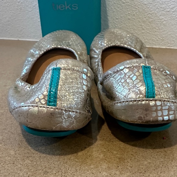 Tieks Romantic Blush - Picture 2 of 11